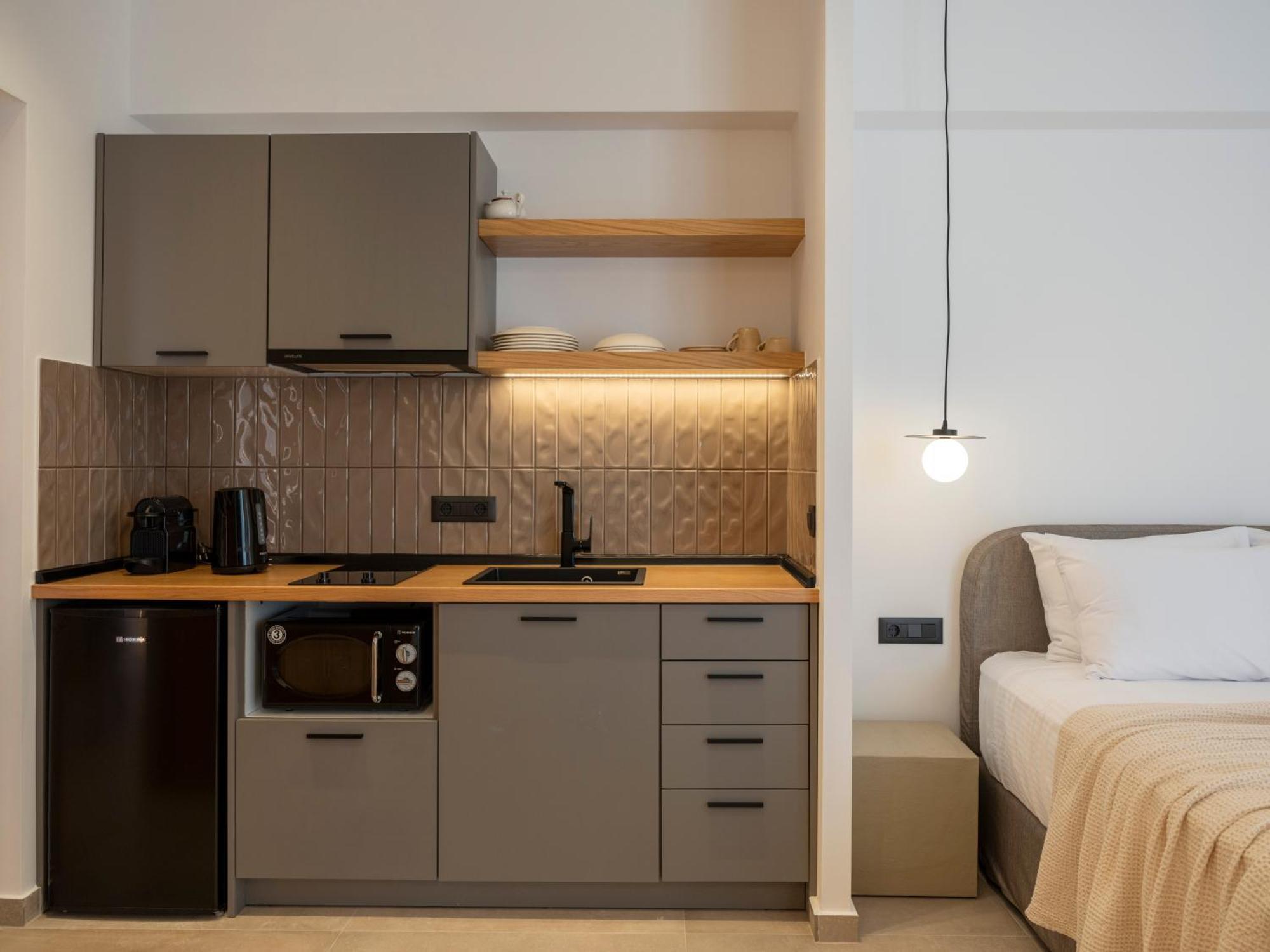 Anemelia Way Of Living Aparthotel Naousa  Exterior photo